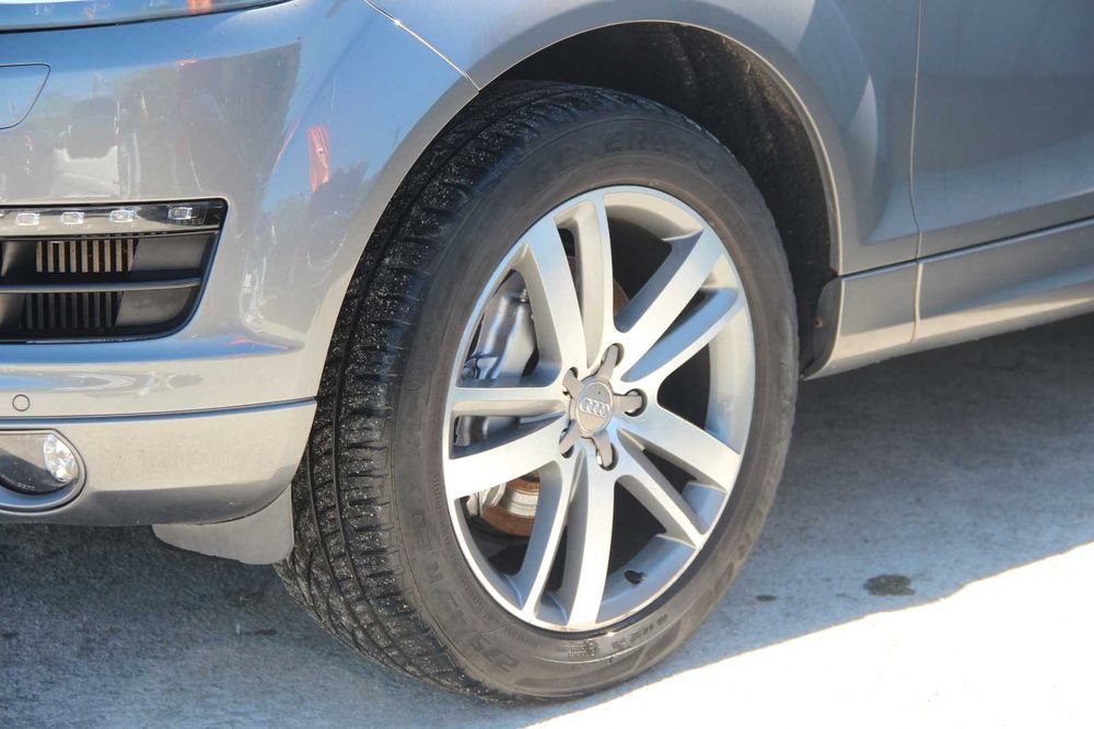 Audi Q7 - 3.0 TDI 7 Lugares