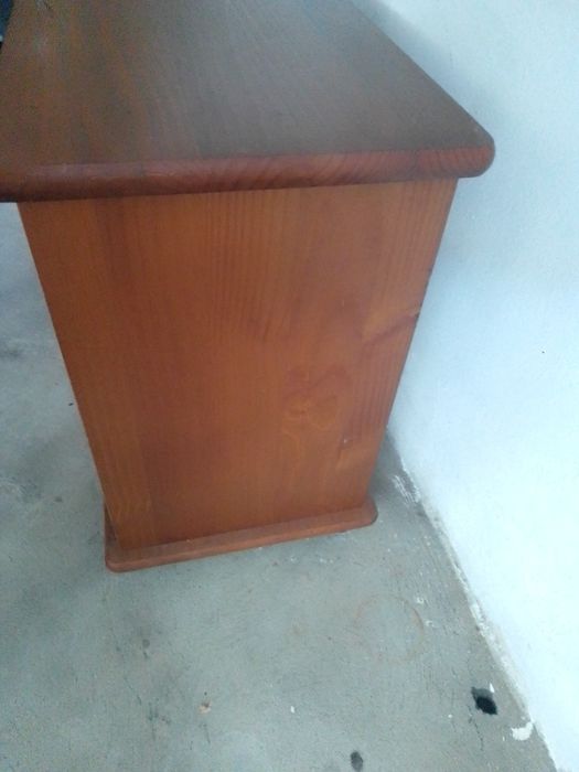 Móvel TV com prateleiras para CDs.-REBAIXA DE  PRECO