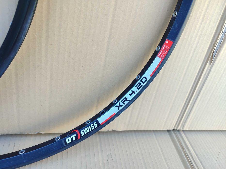 Obręcze 26" DT Swiss XR 4.2D 32H Disc