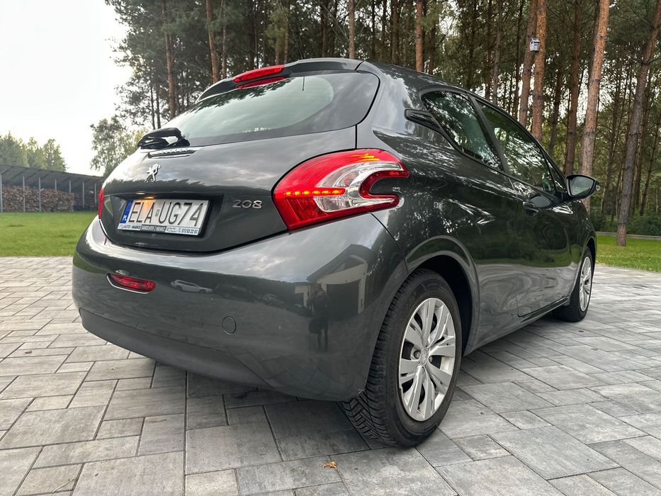 Peugeot 208