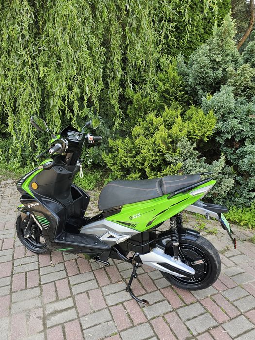 Skuter TORQ  e-max  Led Elektryk