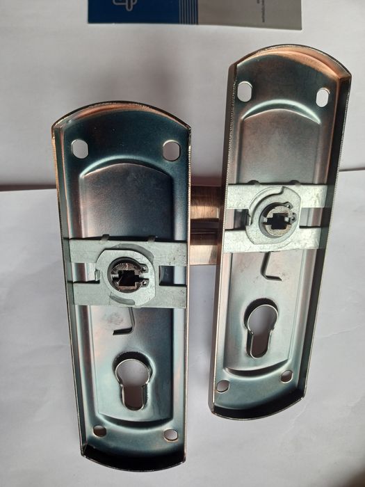 Ручки дверные Apecs