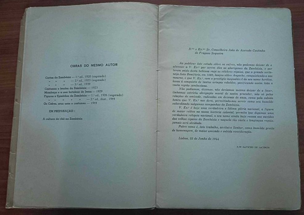 Os cafres, seus usos e costumes por Francisco Gavicho de Lacerda (1944)