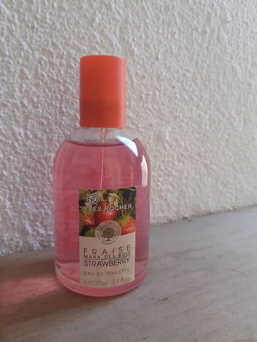 Perfume eau Amora, Morango ou Alperce yves rocher