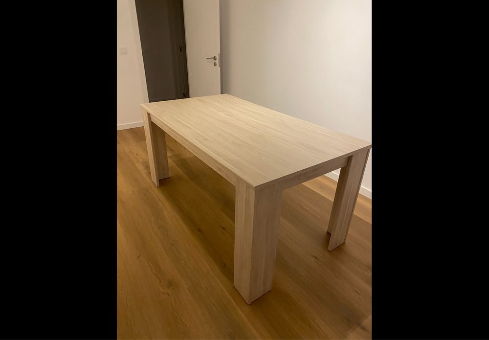 Mesa de Jantar 160x88 cm – Ótimo Estado