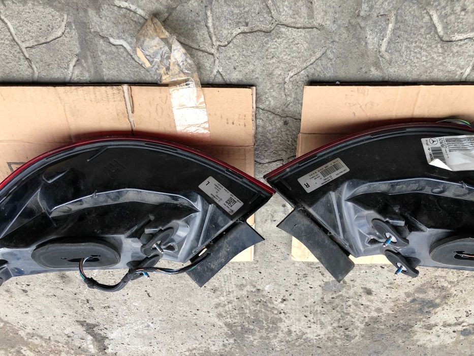 задній стоп фонарь фанарь w207