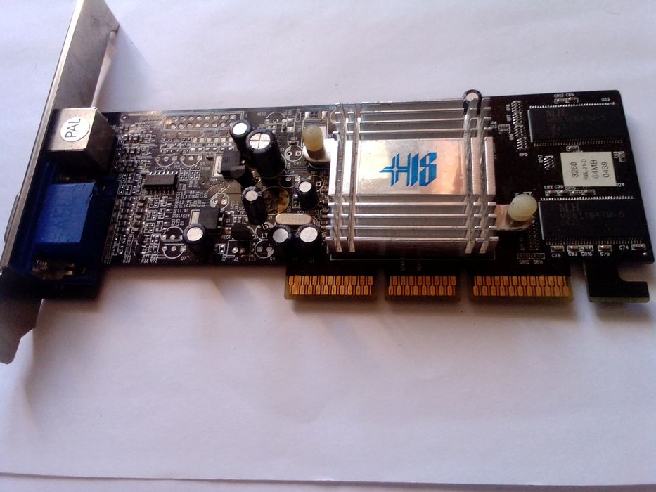 Ретро відеокарта до ПК Radeon 7000w/64MB DDR