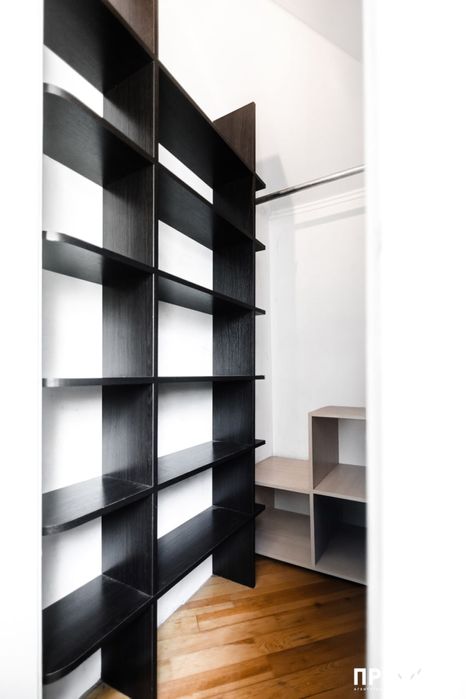 ПРОДАЖ Половина будинку 6 кімнат центр міста