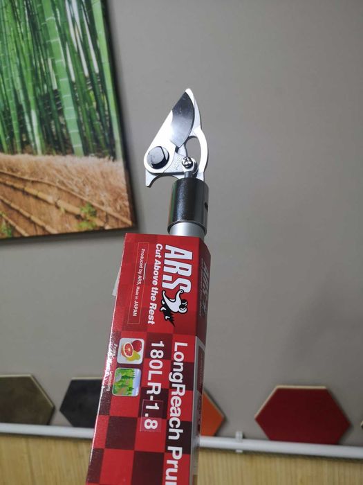 Усиленный секатор высоторез ARS 180LR (высота 180 и 210см) на штанге