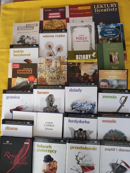 27 x Lektury w tym  16 dvd Wyborcza i 11 książek stan dvd idealny