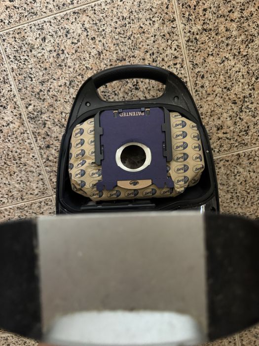 Aspirador AEG VX4 X Efficiency