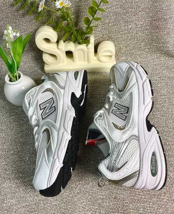 New Balance 530 Silver White MR530AD Rozmiar 40.5