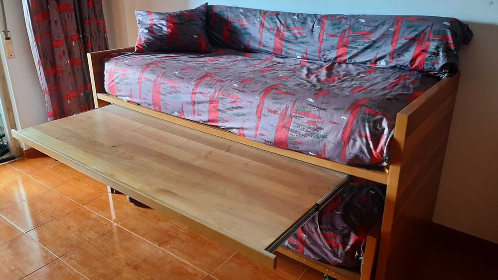 Cama Beliche com rodas