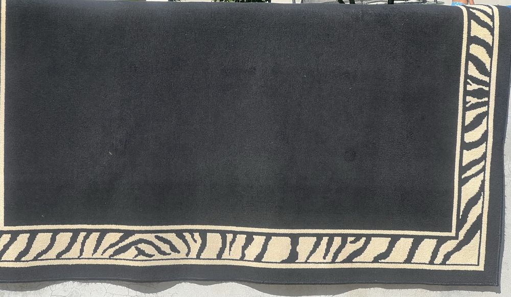 Tapete decoracao zebra preto e beije