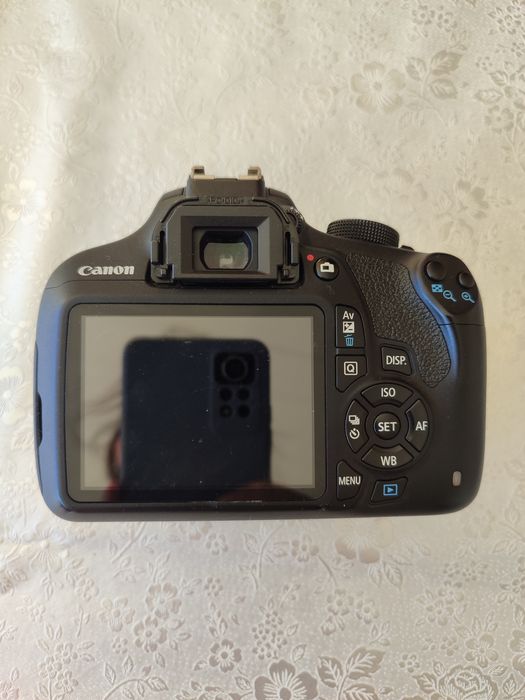 Canon 1200D + Objetiva 75-300mm