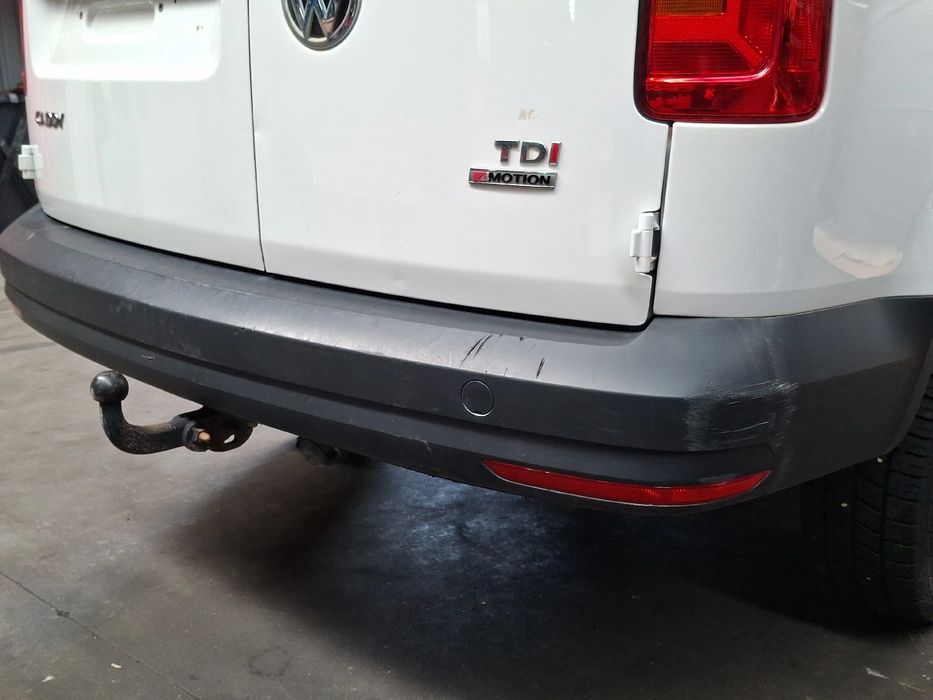 Pára-choques trás VOLKSWAGEN Caddy IV (SA)