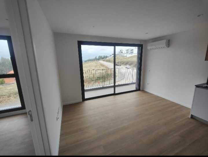 Alugo Apartamento vila nova de Gaia
