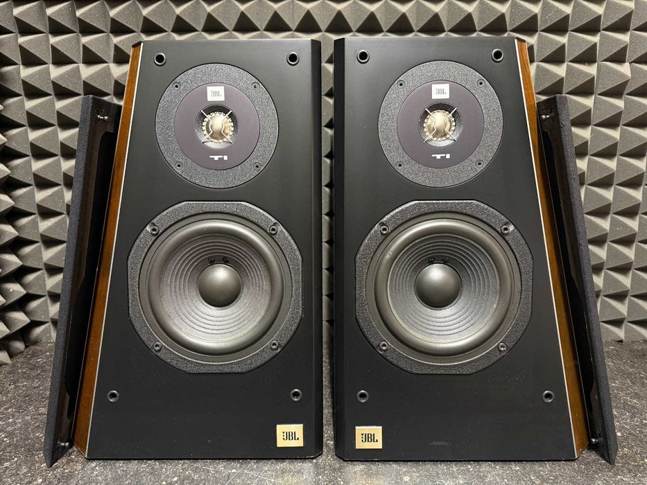 Kolumny podstawkowe monitory JBL Ti 1000