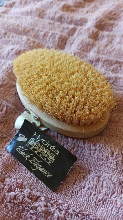 Hydrea щітка для сухого масажу з щітиною кактусу