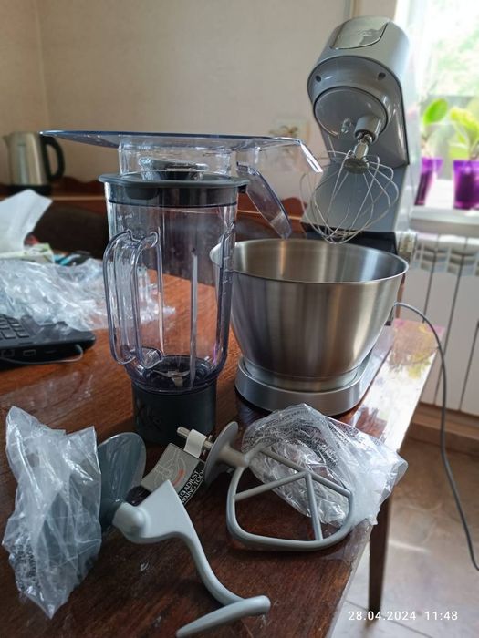 Кухонный комбайн Kenwood