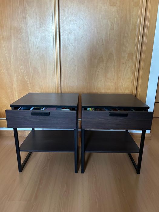2 Mesas de cabeceira TRYSIL IKEA