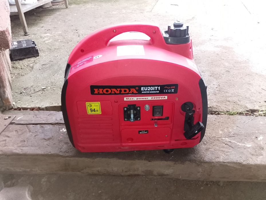 Генератор HONDA  2 тактний