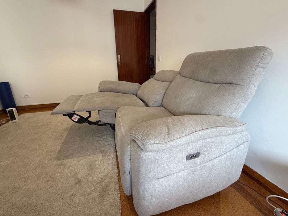 BREE 2 seater electric reclining sofa, light gray