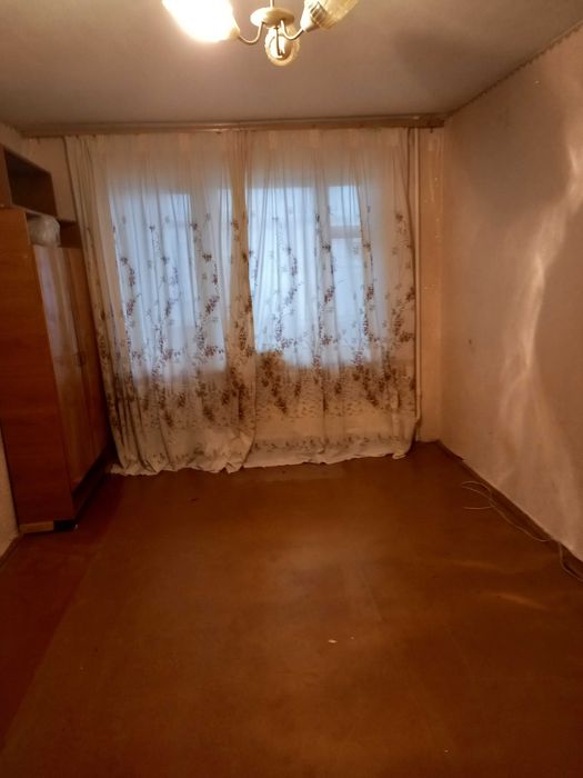 здам 1-ю в центре р-нВала без мебели 2єт5єт