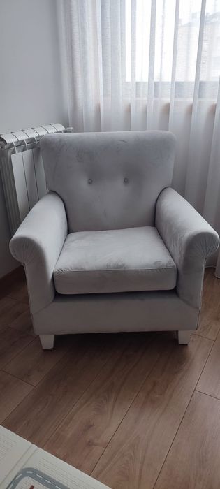 Poltrona elegante cinza