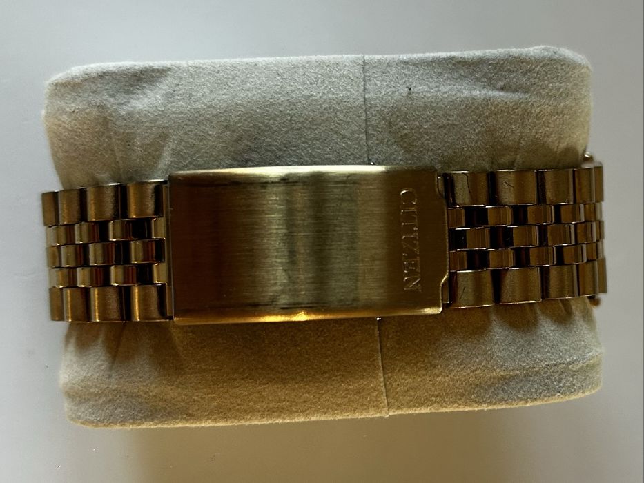 Citizen Quartz daydate