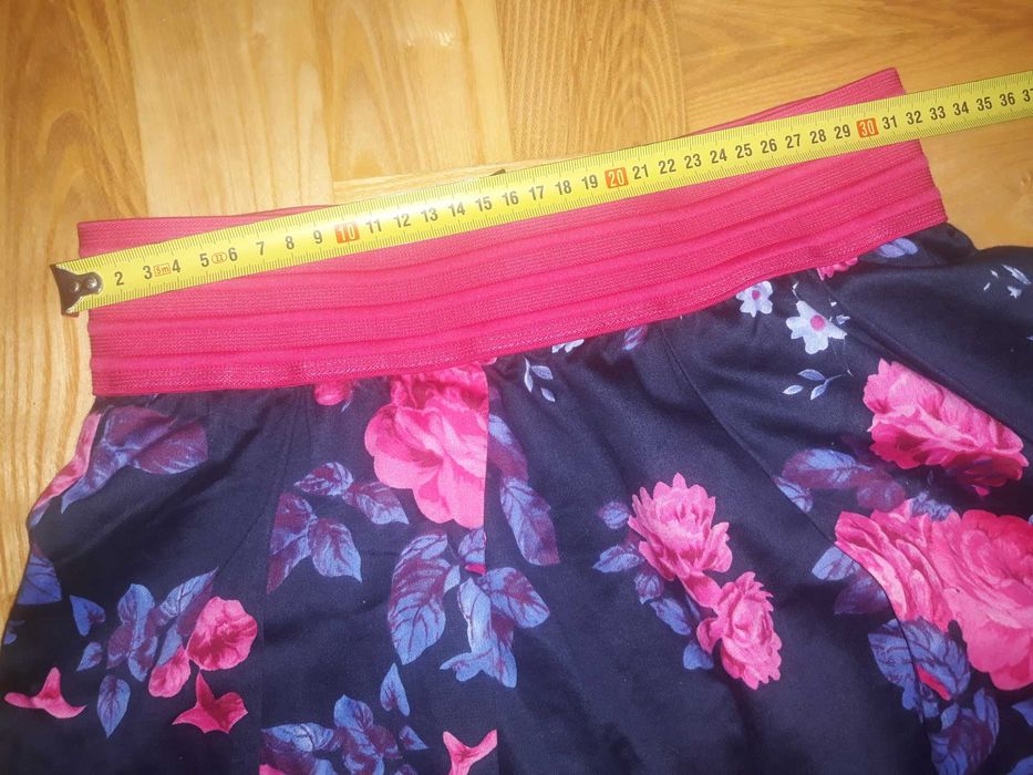 Spodnica kwiaty roze jane norman xs 34 krotka