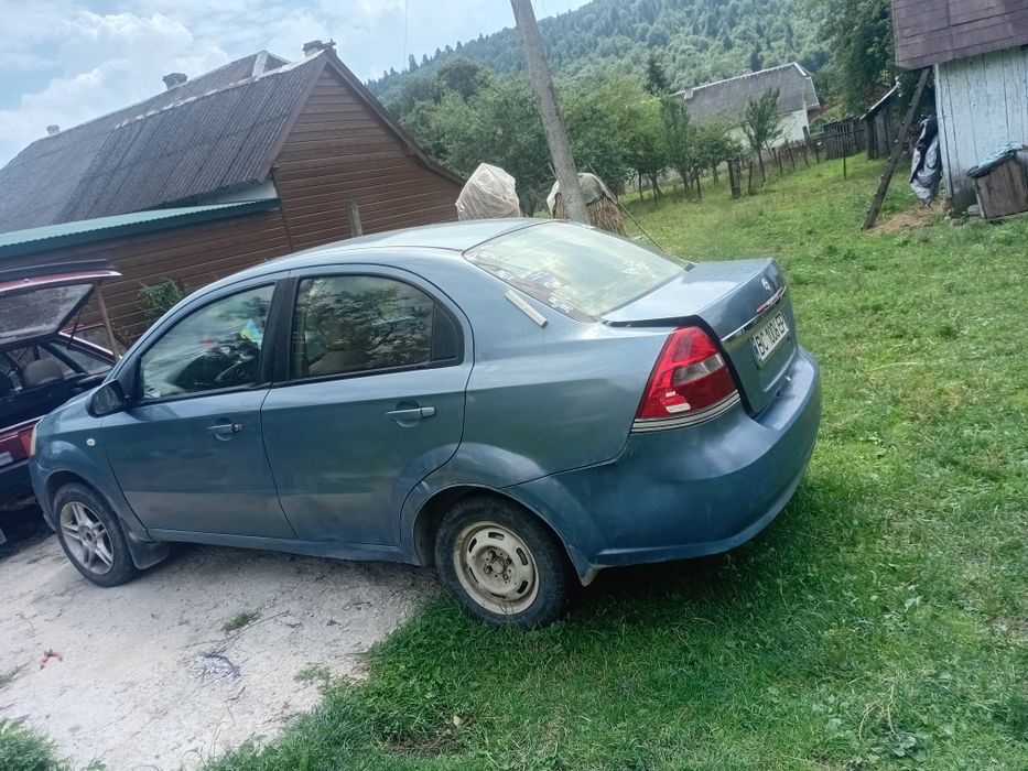 Продаю шевроле в.