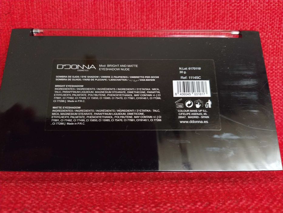 Sombra para os Olhos 18 cores Nude - selada