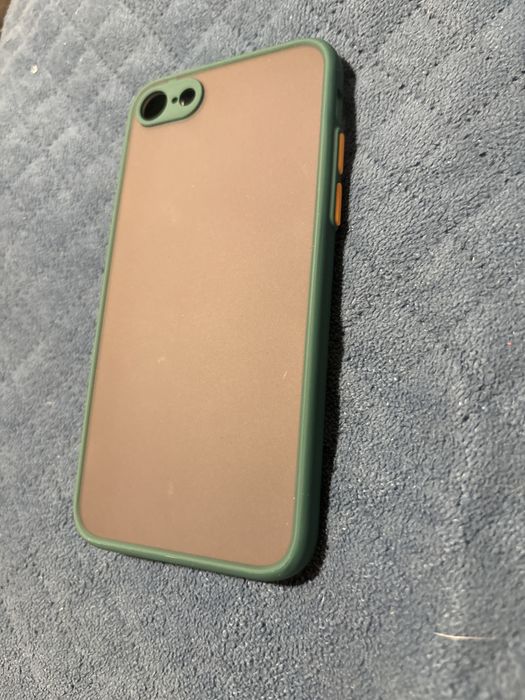 Nowy case obudowa na iphone SE