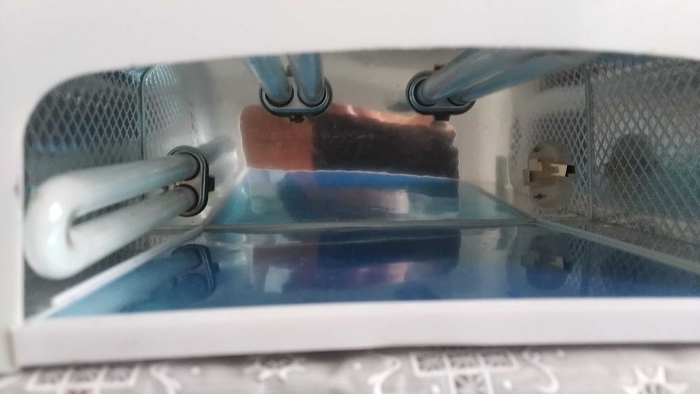 Лампы и вытяжка (без мешка) для маникюра