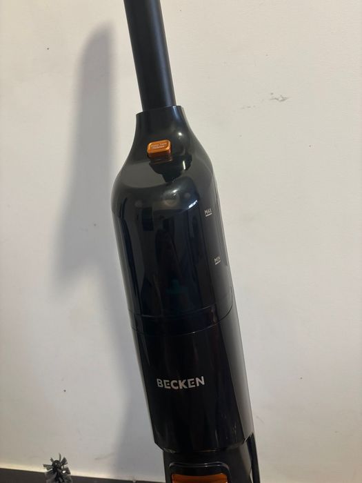 Aspirador  aspira e lava