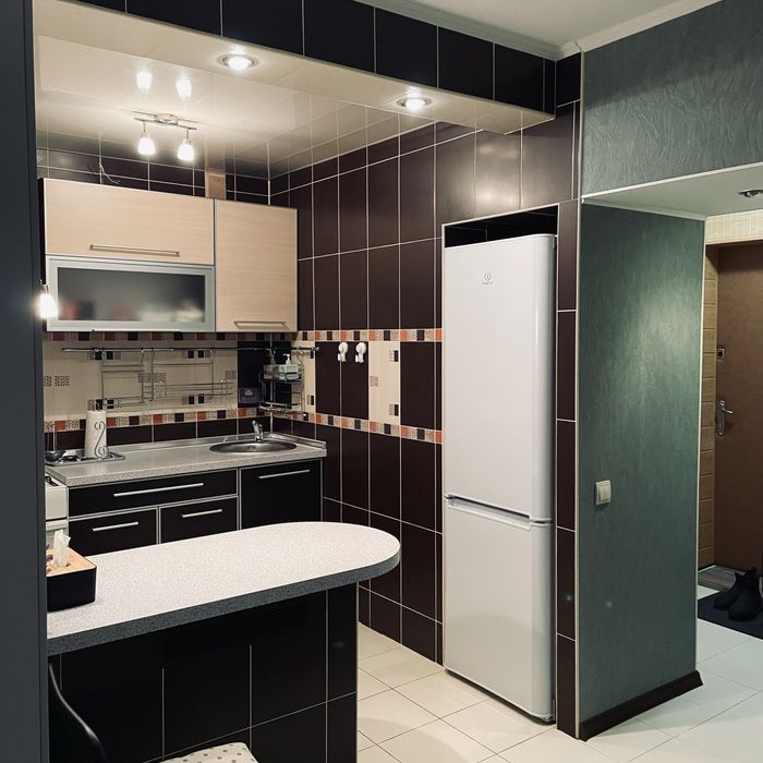 Центр/квартира погодинно/ подобово від власника/чиста охайна затишна