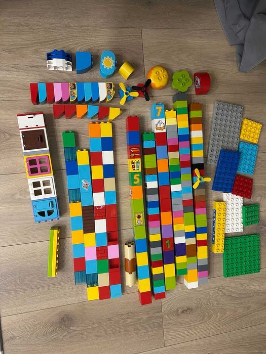 LEGO DUPLO – bardzo duży zestaw + pojazdy, zwierzęta, figurki