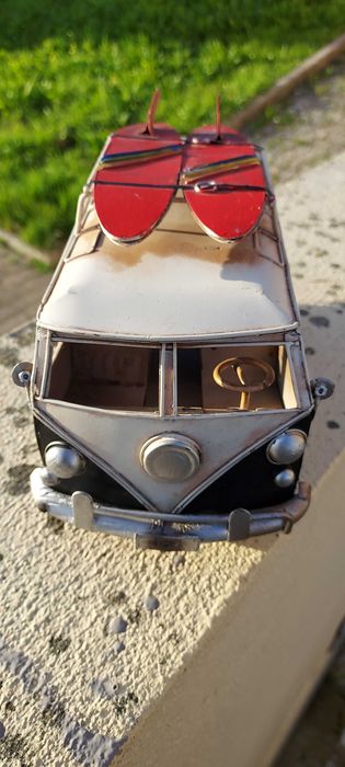 Carrinha em chapa WW decorativa