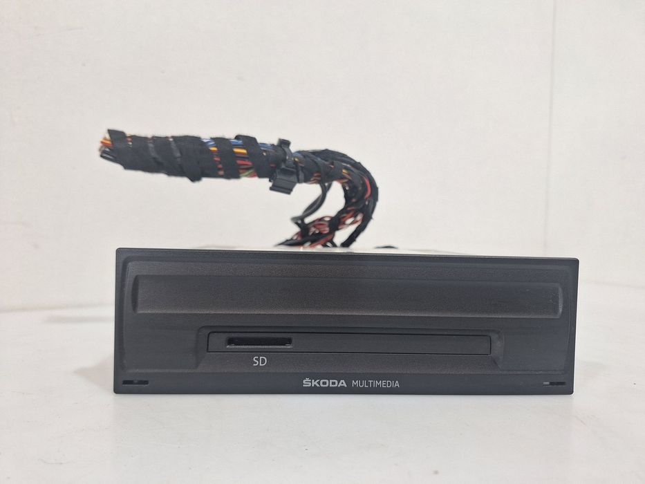SKODA OCTAVIA III RADIO CZYTNIK SD 565035840