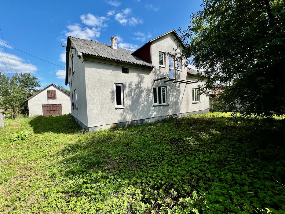 Продаж 4 кімнатного будинку в с. Судова Вишня.