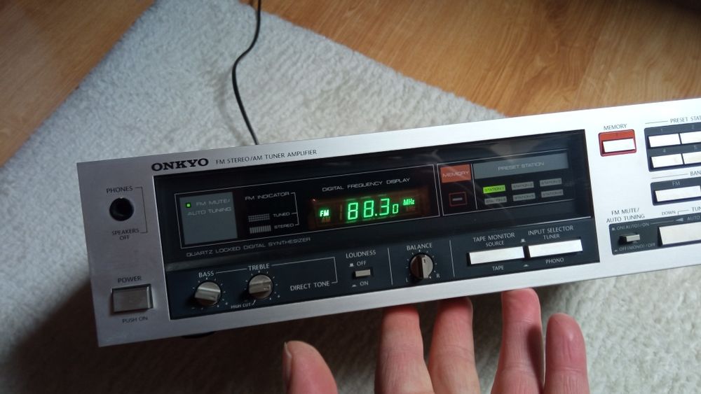 Onkyo TX-100  jak nowy 80' Japan 'amplituner