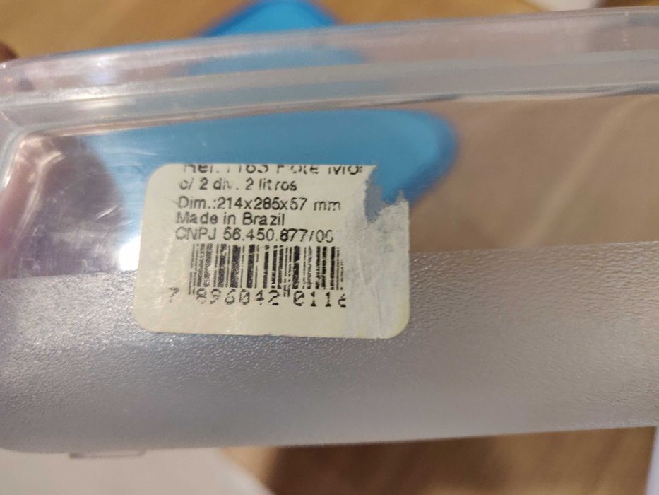 Caixa bi-compratimentada em plástico