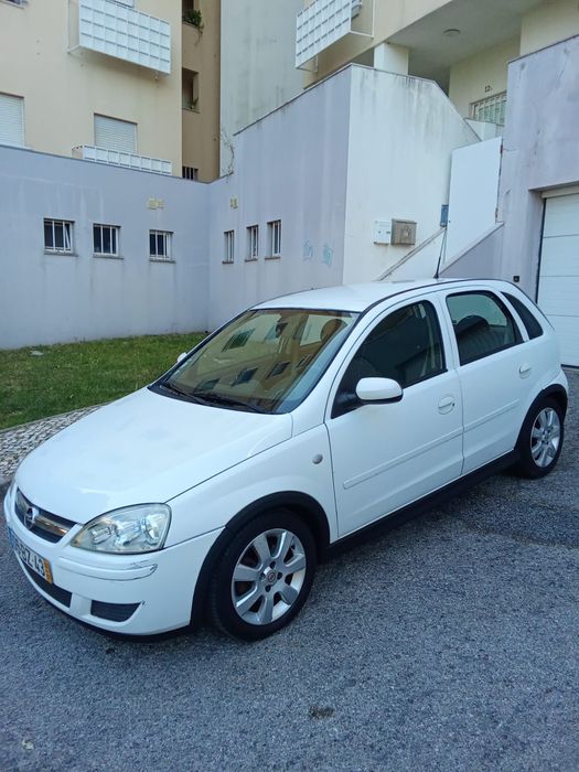 Opel corsa 1.3cdti 154.000km 2006/8