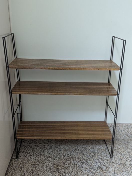 Estante metal anos 60