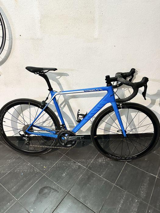 Bicicleta de estrada Canyon Ultimate CF SL