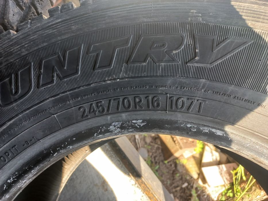 Продам шини Toyo 245/70/16