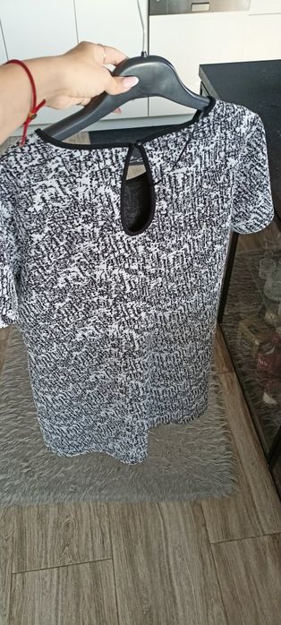 Świetna sukienka r48-52