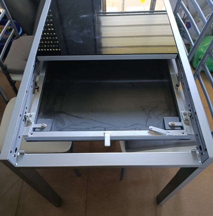 Mesa cozinha com cadeiras