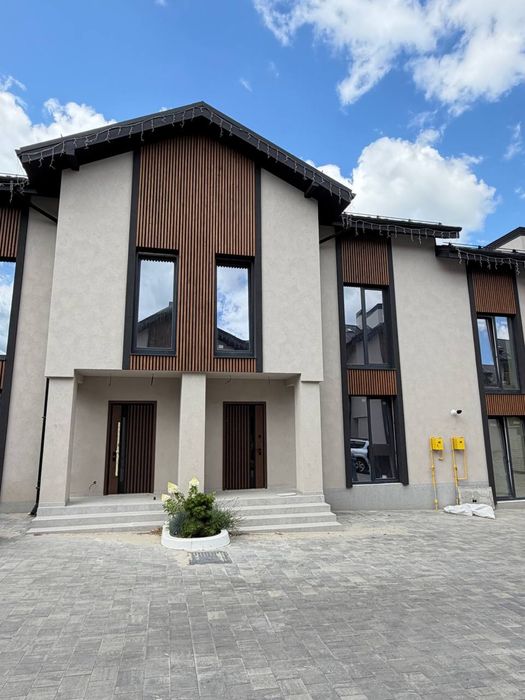 Будинок поруч з парком «Незнайко». ГАЗ. Гарне будівництво. Мечнікова. Парк Незнайко. Власниц дворик. Спокійна вулиця